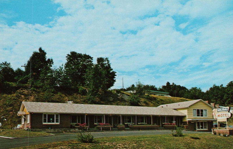 Holiday Motel